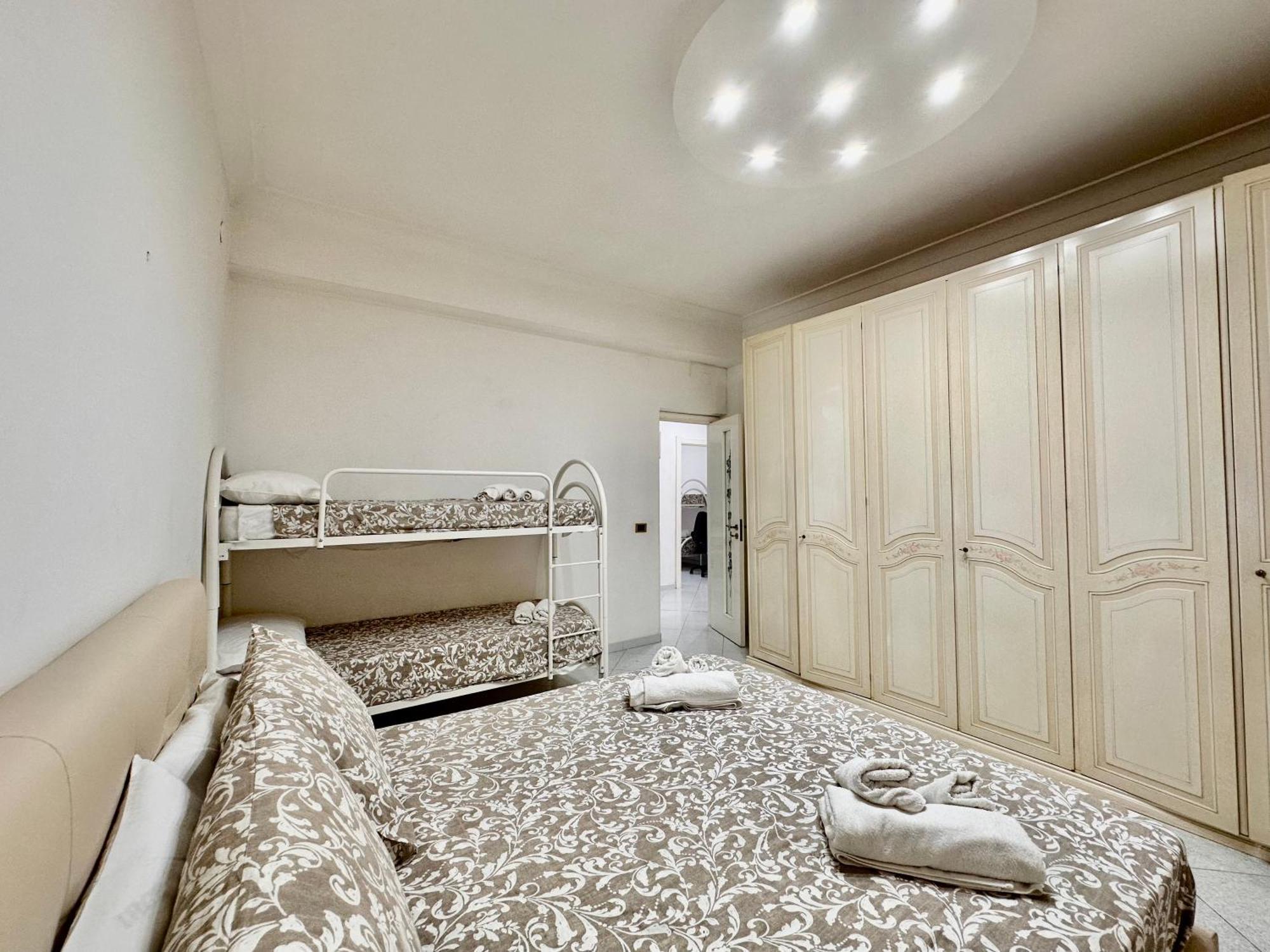 Casa Vacanze Bergame Villa Napels Buitenkant foto